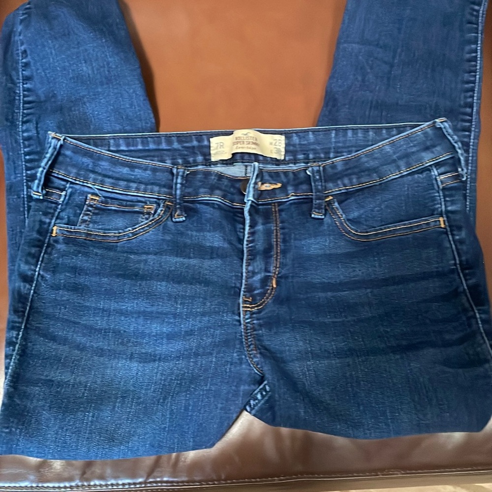 Hollister jeans